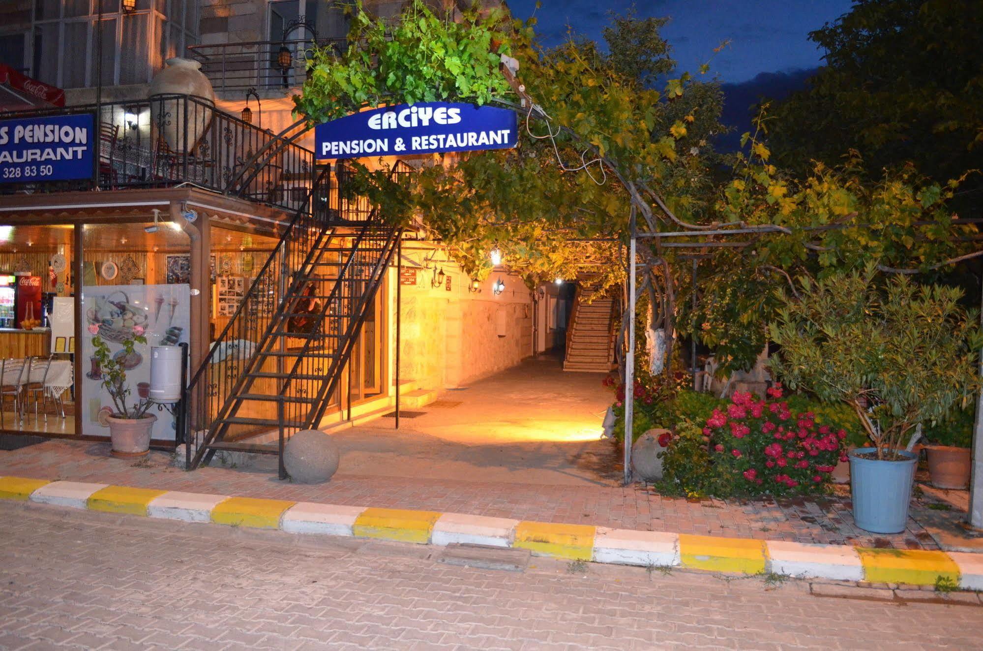 Erciyes Stone Hotel 乌奇希萨尔 外观 照片