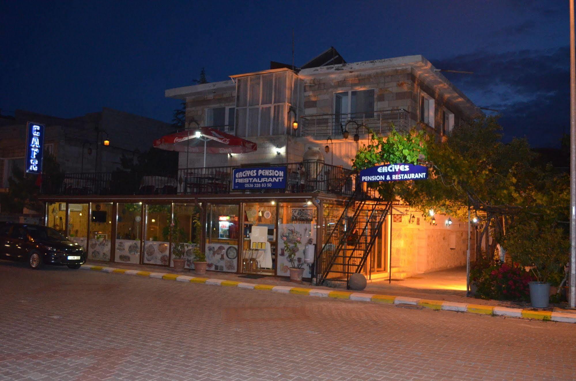 Erciyes Stone Hotel 乌奇希萨尔 外观 照片